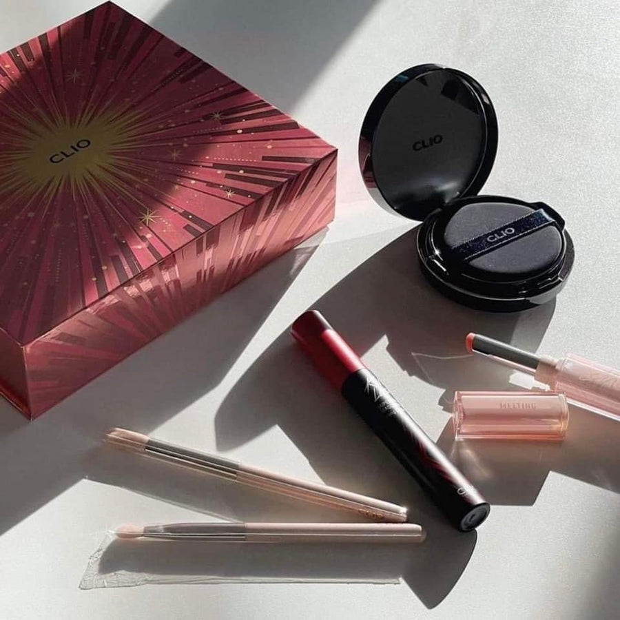 CLIO Express Your Own Confidence Make Up Set